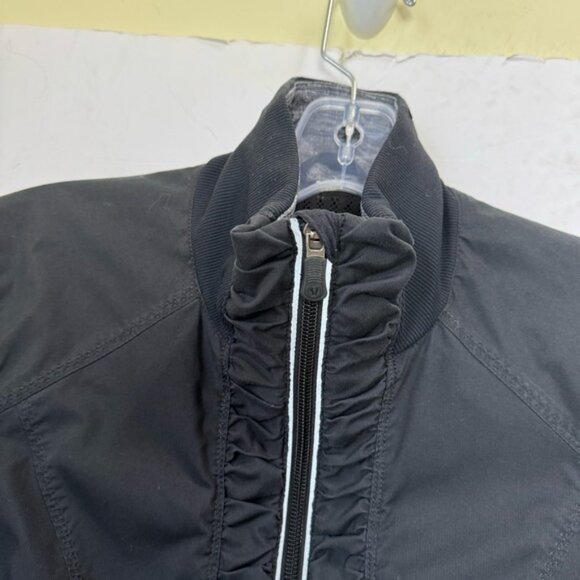 Lululemon Run Back On Track Jacket Lightweight Pockets Zip Ruched Ruffle Black S - Picture 6 of 16